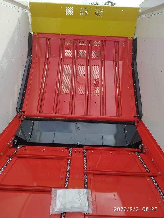 Pottinger Przyczepa Samozbierająca Jumbo Db  Przyczepa