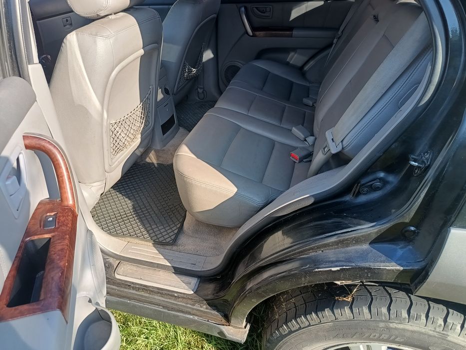Kia Sorento  3,5 B+G 2004