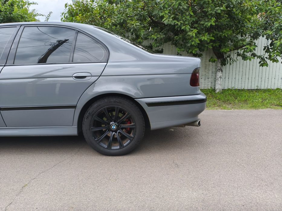 BMW e39 528i газ/бензин