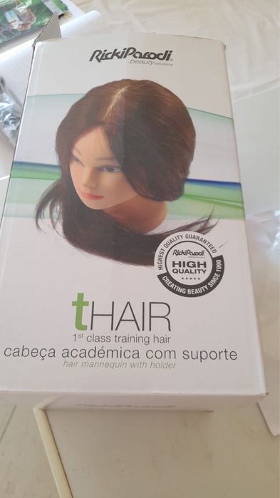 Cabeça académica com suporte