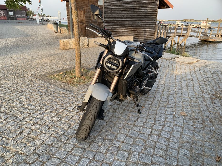 Honda CB650R - 2021