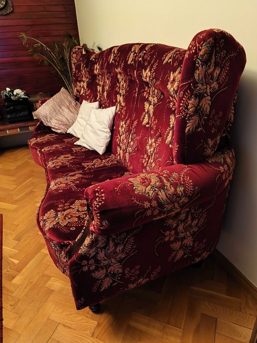 SOFA na nóżkach  ANTYK