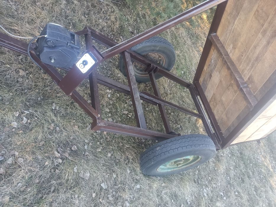 Traktorek z przyczepą kiper!