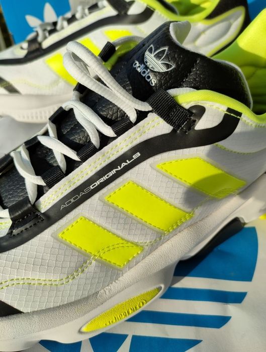 Nowe buty Adidas Ozweego Pure 42.5 43 ZX boost ozelia męskie białe air