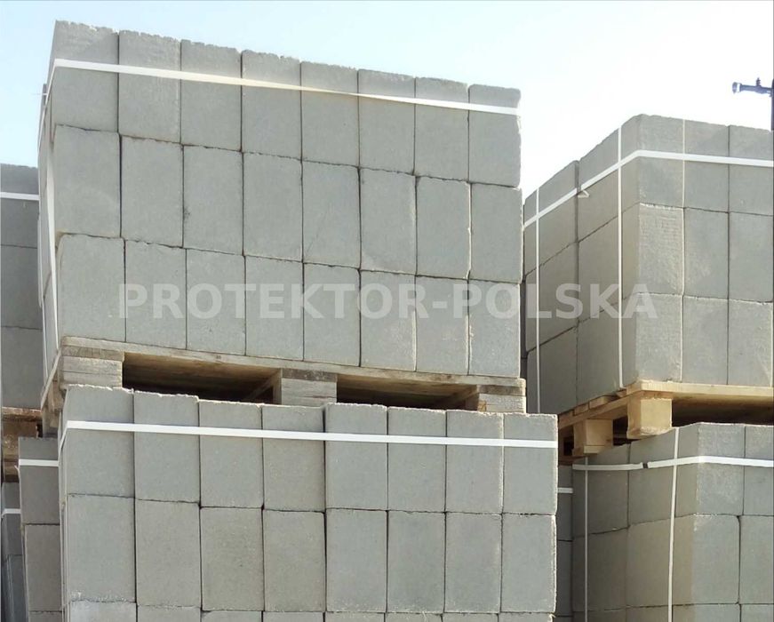 bloczek betonowy fundamentowy 24cm ściany kanold piwniczne nośne dom