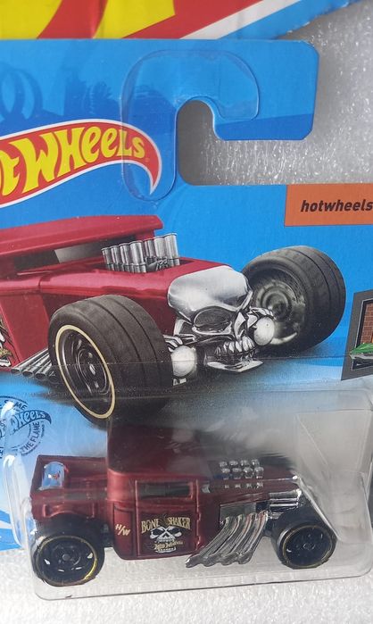 Bone shaker Hot Wheels