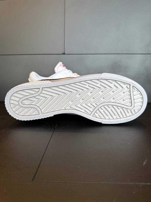 Оригінальні Кросівки Nike WMNS NIKE COURT LEGACY LIFT DM7590-100 (40)