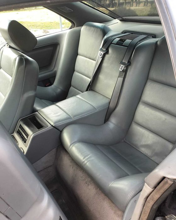 BMW 850 ,seria 8 , 130 000 zł.