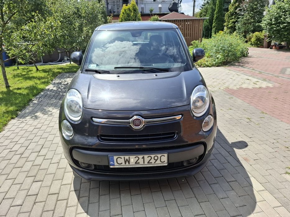 Fiata 500l 1.4 120km z małym przebiegiem