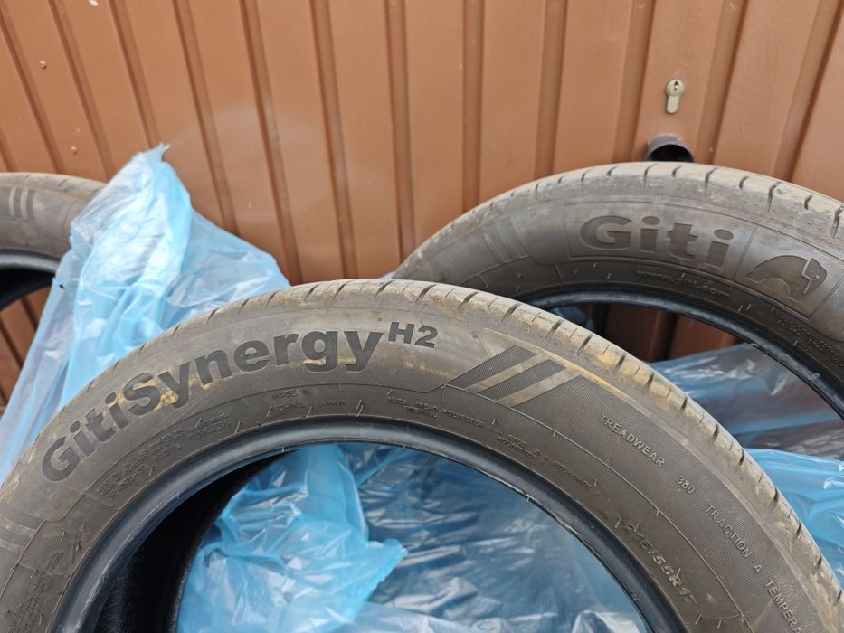 215/55 R17 98H XL  Giti Synergy H2 Jak Nowe.