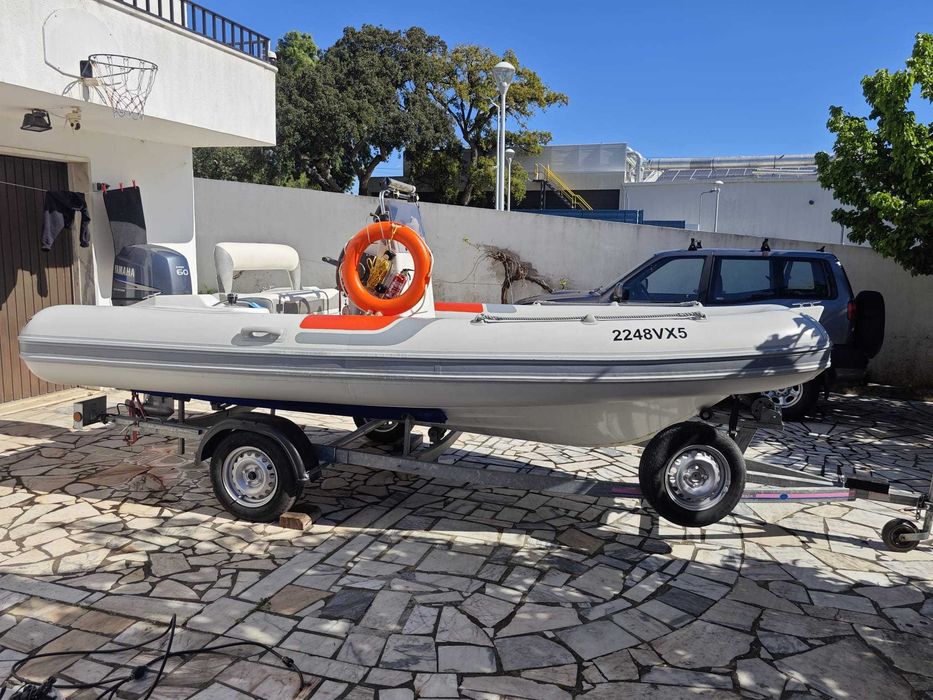 Semi-Rígido Searibs 500 Lux (Hypalon) + Yamaha 60hp 4T - Apenas 30 Horas! Estado Imaculado