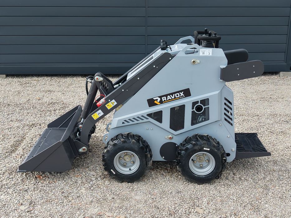RAVOX WLS - mini ladowarka skid steer