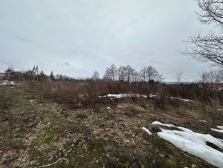 Продаж земельної ділянки комерційного призначення 25 соток