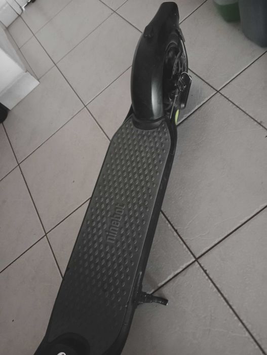 Trotinete ninebote f25e