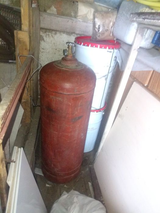 Газовий балон 50 л. Гарний стан. Обміняю на балони- 8 л. і 5 л або 12л