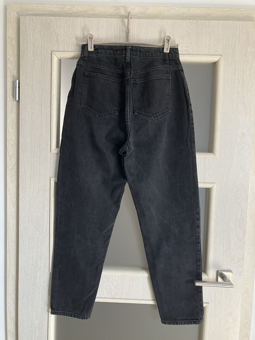 spodnie mom fit czarne jeansy denim asos