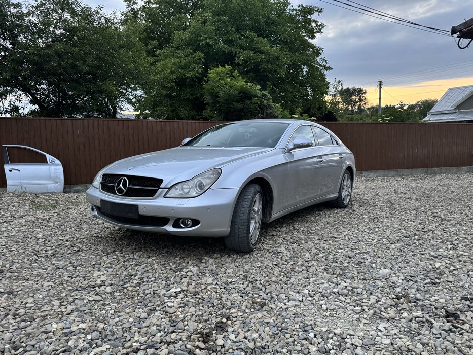 Розбор w219 с 219 капот,крила двері,бампер решотка поріг