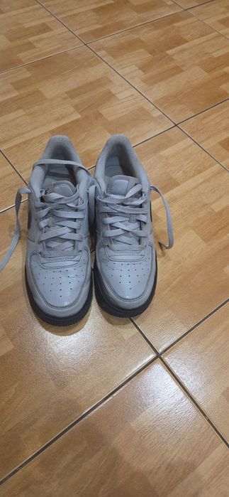 Кросівки чоловічі Nike Air Force 1 07 Lv8 Grey HQ2037-004
Бренд: Nike