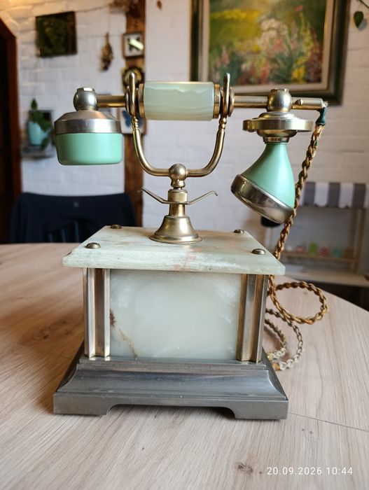 Telefon z onyxu retro onyx