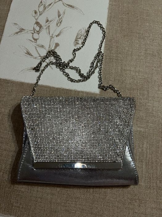 Torebka listonoszka na łańcuszku z kryształkami swarovski