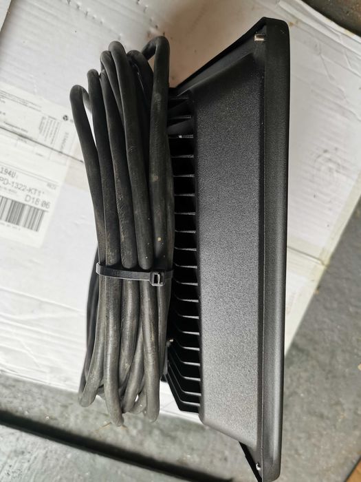 Naświetlacz halogen Led 50W + przewód 8m