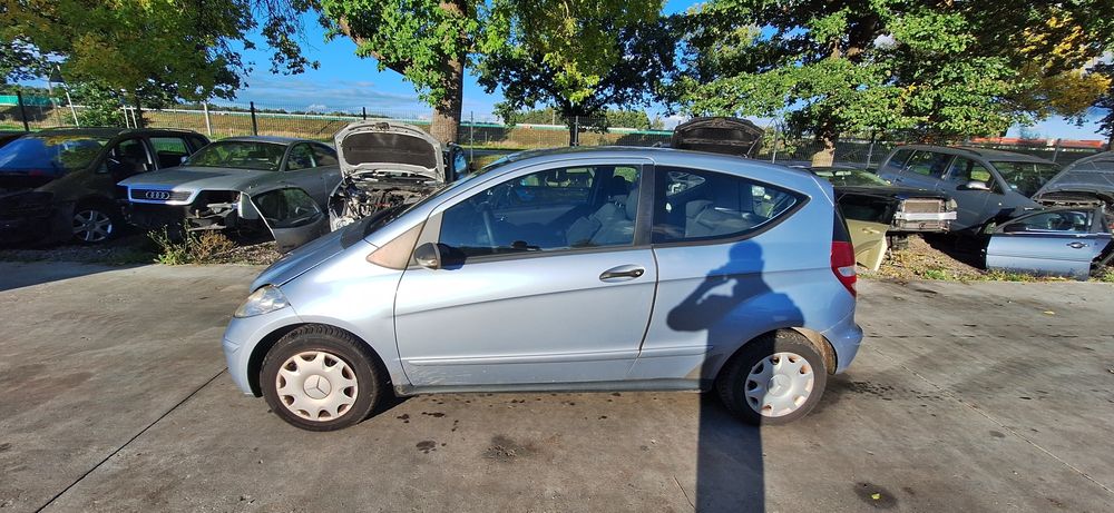 Cały mercedes w169 na czesci 140tys przebiegu ładny środek