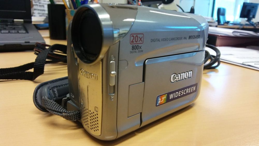 Câmara de video digital Canon miniDV