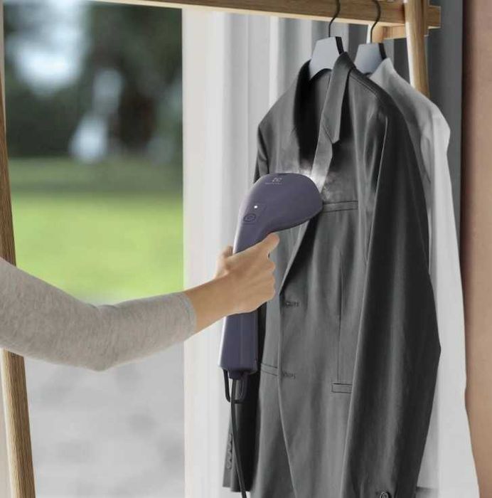 NOWA Parownica Electrolux Refine 700 – Nieużywana, w pudełku / Okazja!