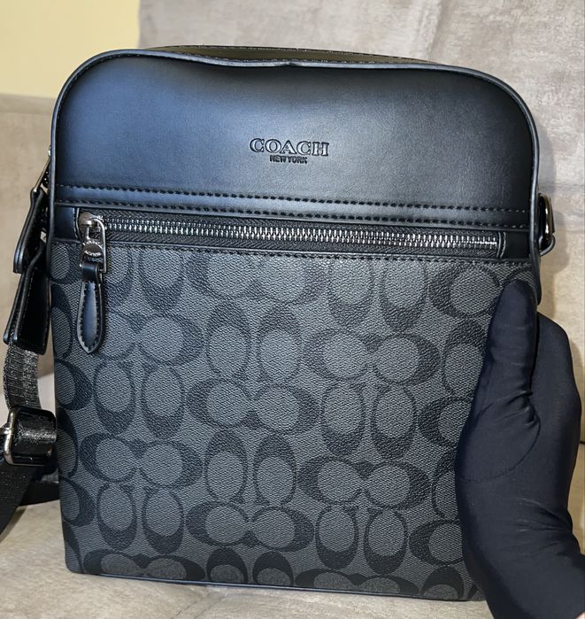 Чоловіча сумка Coach