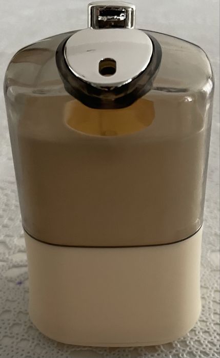 Podajnik na Wykałaczki Automatyczny z „Uśmiechem”