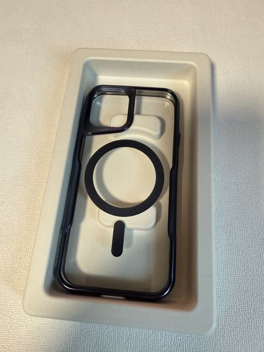 Чохол ROCK для iPhone 13 / 13 Pro / 14 + захисне скло в подарунок