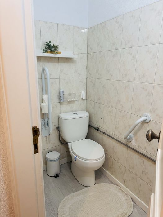 Oportunidade de Trespasse de Espaço de Estética (totalmente equipado e em funcionamento) – Quinta do Conde