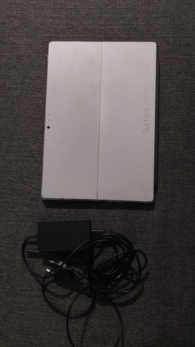 Surface Pro 3 - 256 GB, 8 GB RAM, 12", with keyboard and stylus64354207330051124