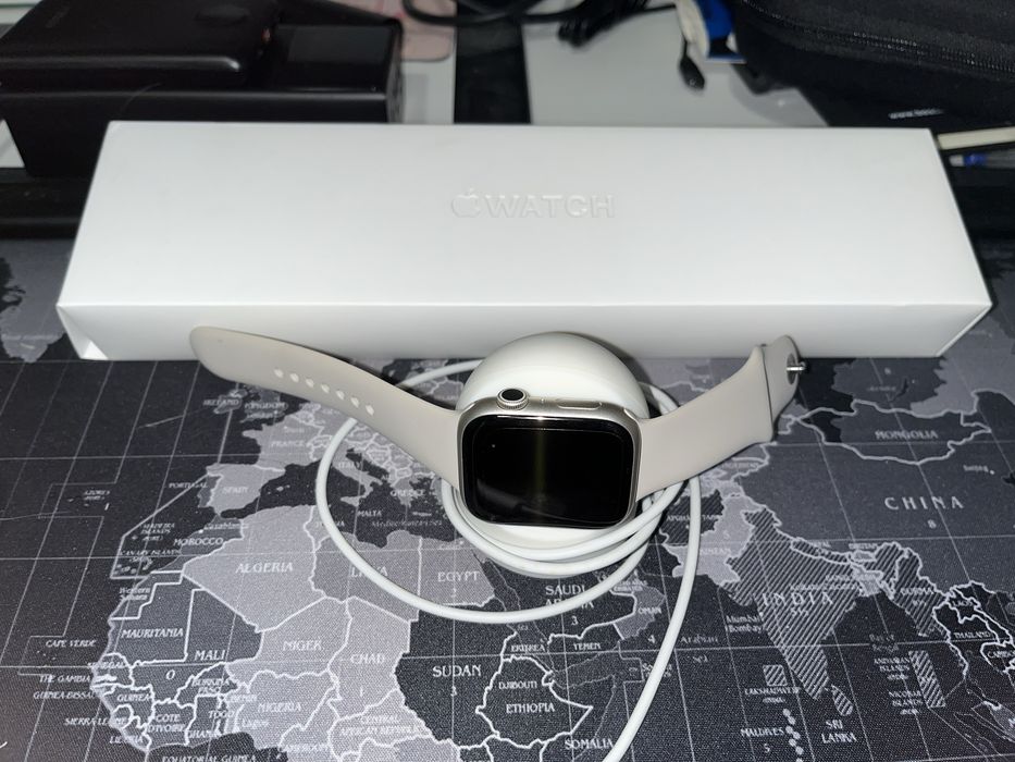 Apple watch 8 45mm GPS