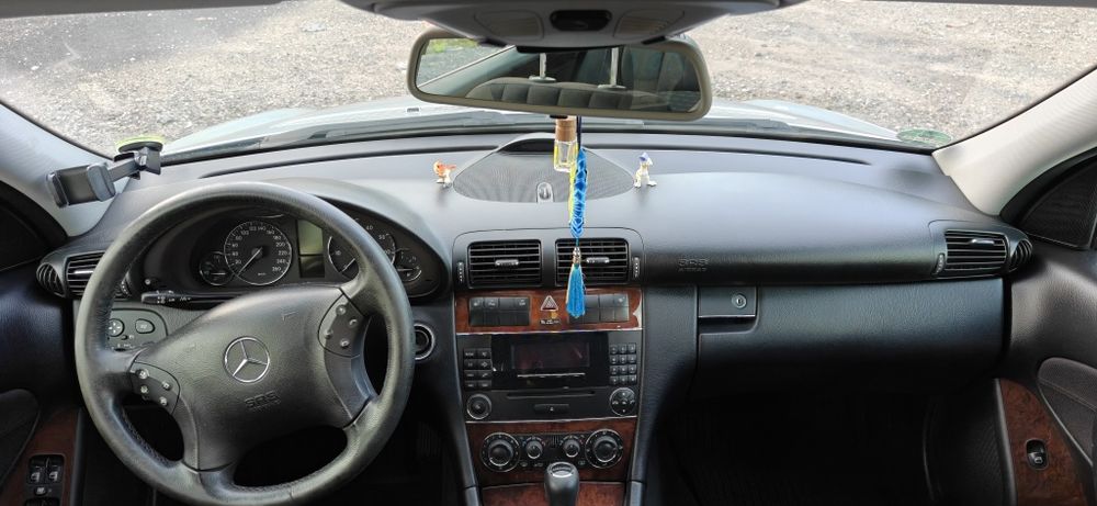 Mercedes-Benz C280