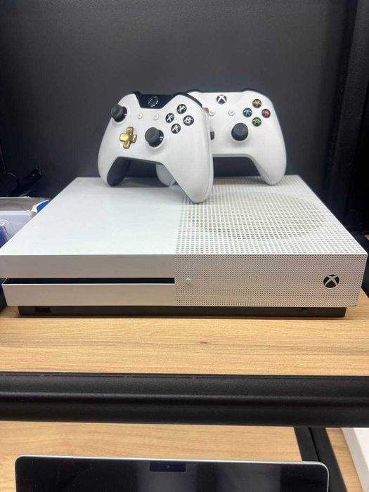 Ігрова консоль Xbox one s 512gb