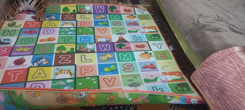 Прдається дитячий новий силіконувий коврик