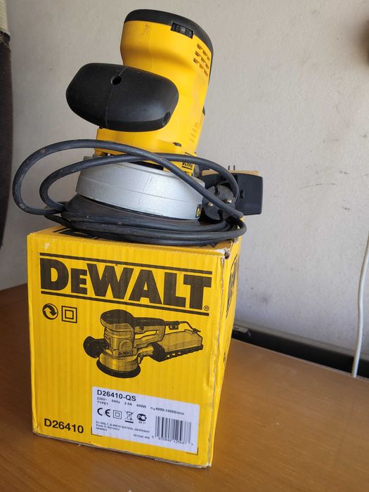 Lixadeira DeWALT 400W