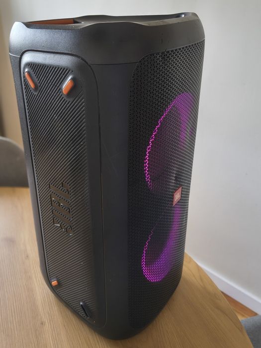 JBL PARTYBOX 100 (c/ algumas marcas de uso)