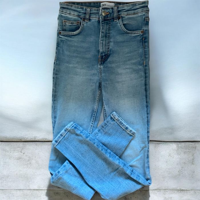 Стильні блакитні джинси скіні Zara, розмір XS -S
