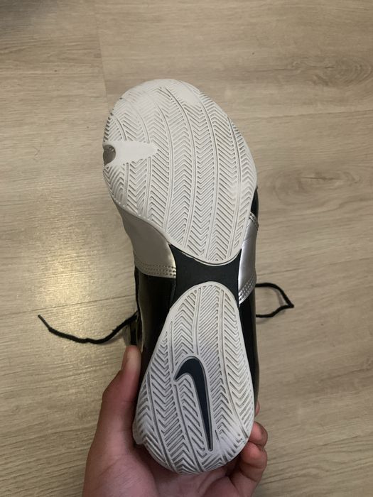 Срочно Nike Hyperko 1