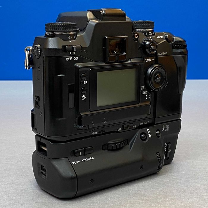 Minolta Dynax 7 (Corpo) + Grip