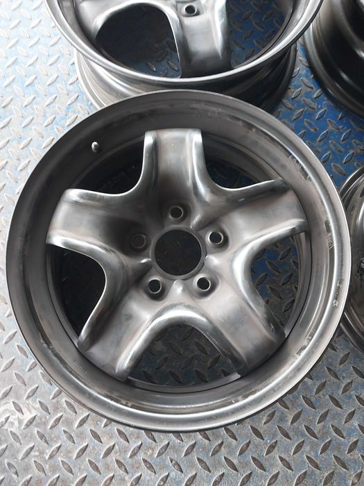 Felgi stalowe strukturalne 16 5x114.3 Renault Megane + czujniki TPMS