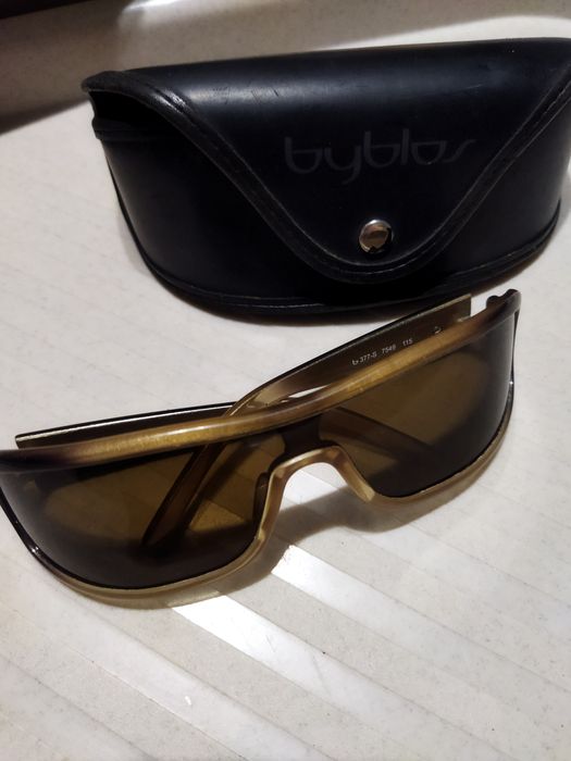 Солнцезащитные очки BYBLOS