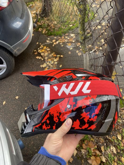 Шолом + аксесуари