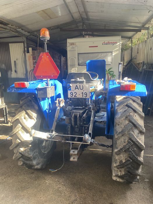 Vendo trator landini e reboque
