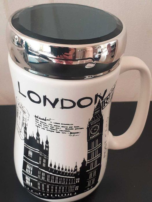 Оригинальные керамические чашки с крышками