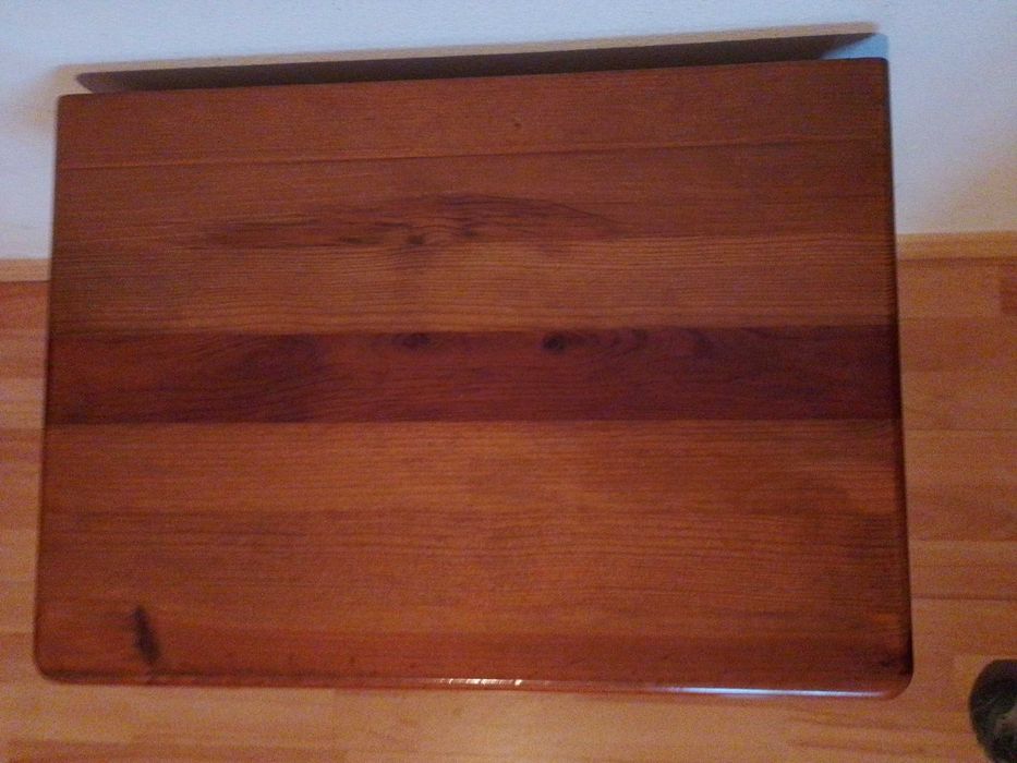 Mesa de Cabeceira em Madeira de Cerejeira 3 Gavetas  51 x 36 x Alt 57