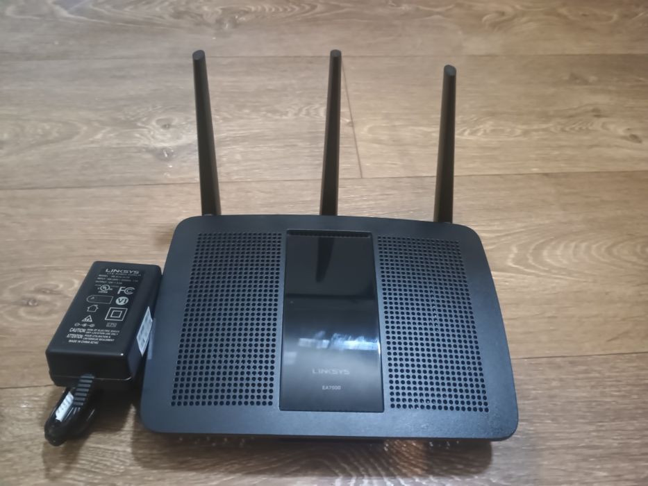 Роутер Linksys EA7500 з США, повністю робочий з блоком живлення: 1 250 ...