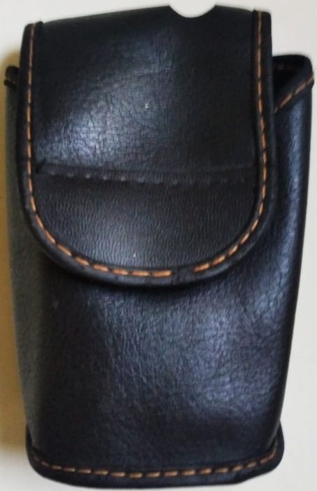 Продам недорого чехлы для фотоаппарата.  Германия.